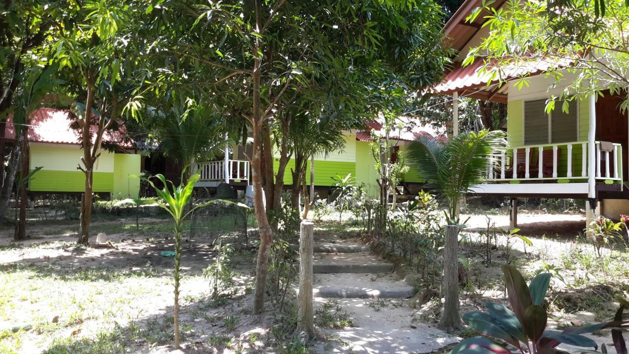 Banana Resort Koh Phayam Exterior foto